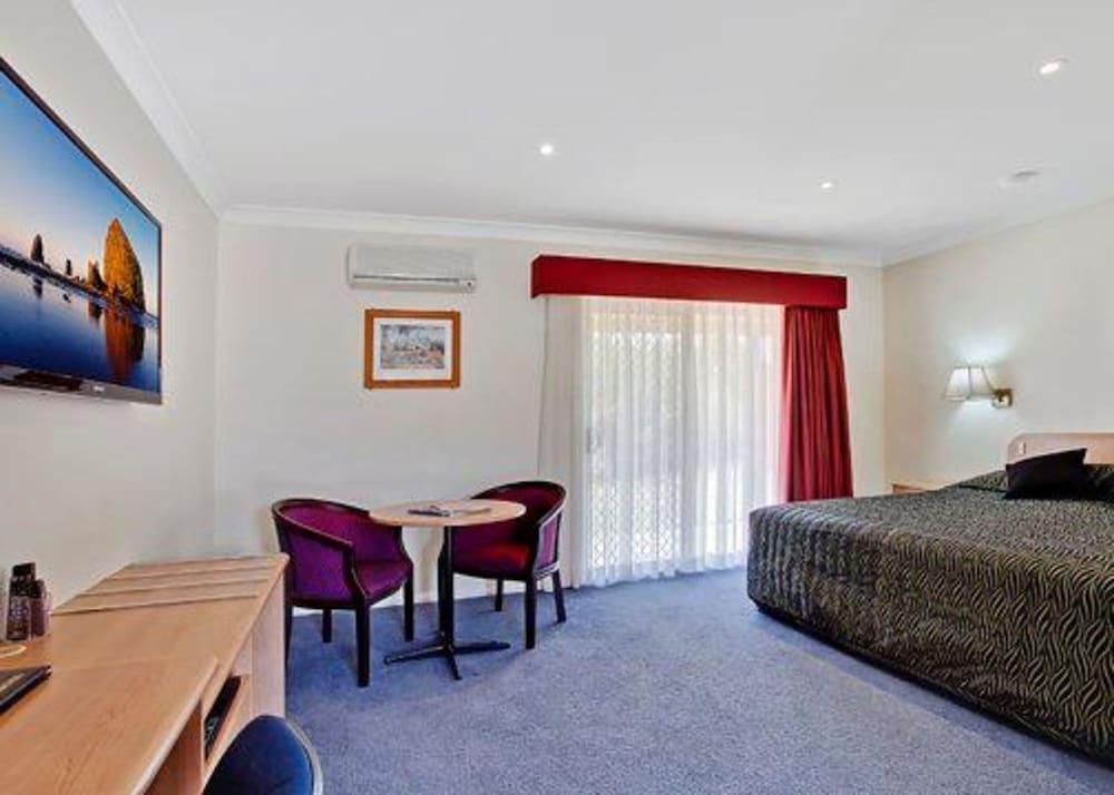 Bushman'S Motor Inn Parkes Kültér fotó