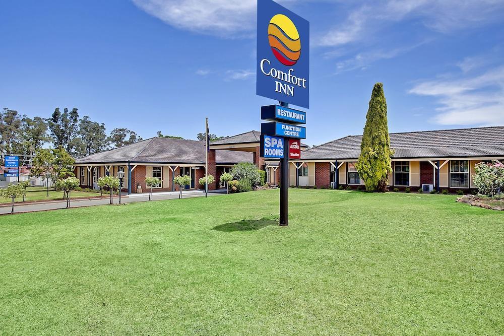 Bushman'S Motor Inn Parkes Kültér fotó
